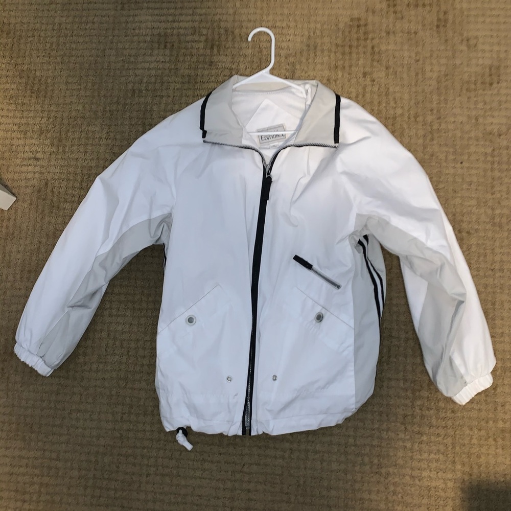 Medium Basic Editions White Windbreaker